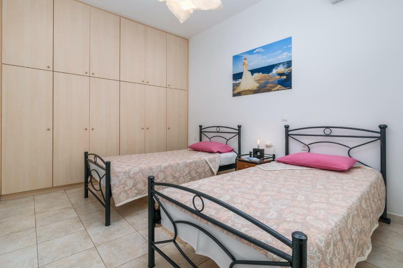 Zanart Maisonette Tripiti Exteriör bild